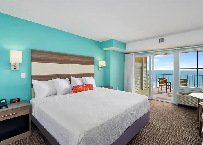 Monte Carlo Boardwalk / Oceanfront Ocean Hotel